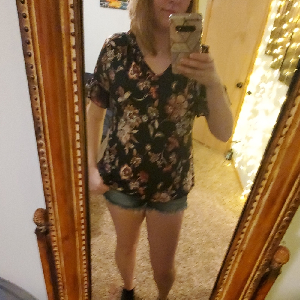 Floral tee shirt